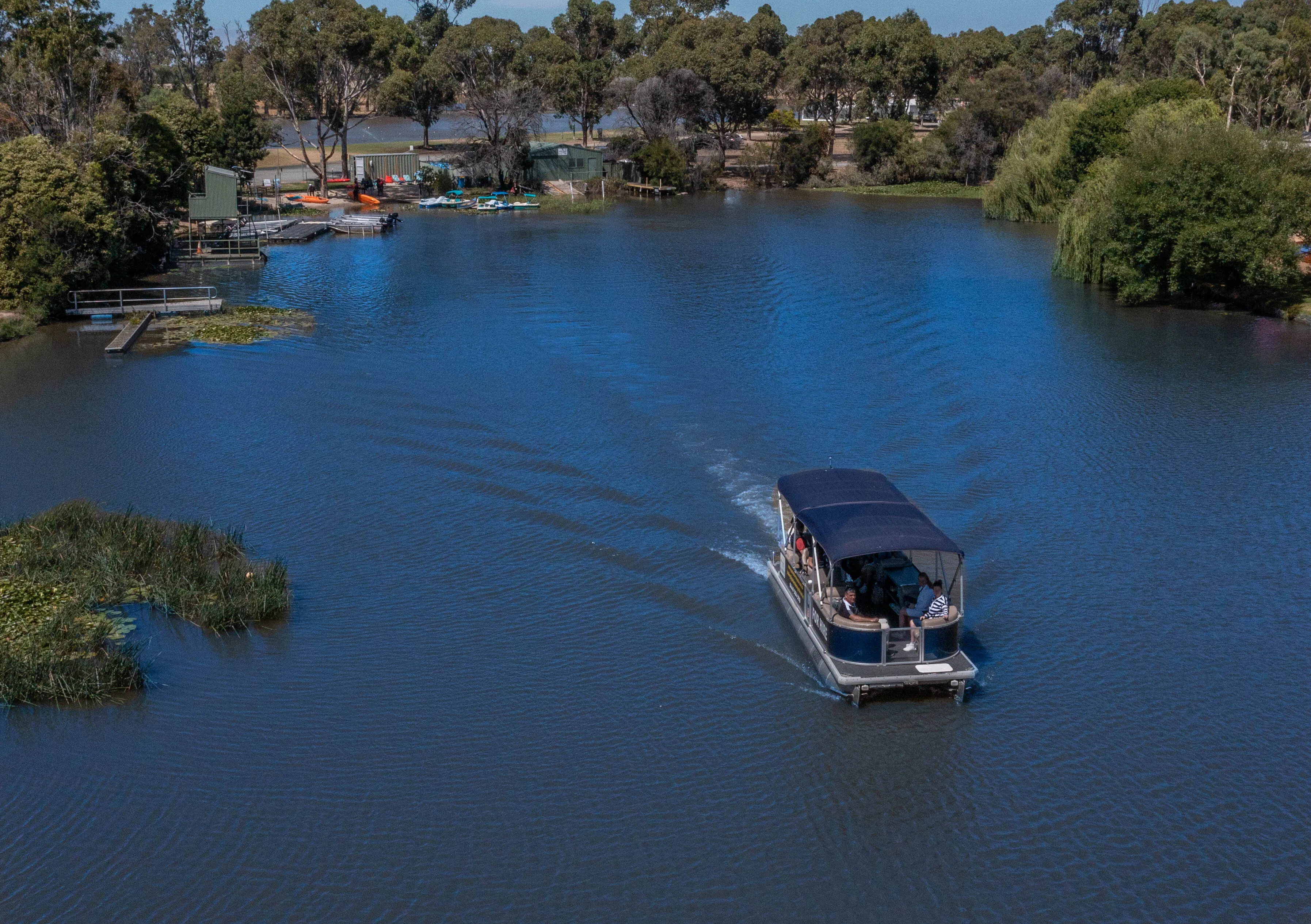 Luxury Pontoon Boat 