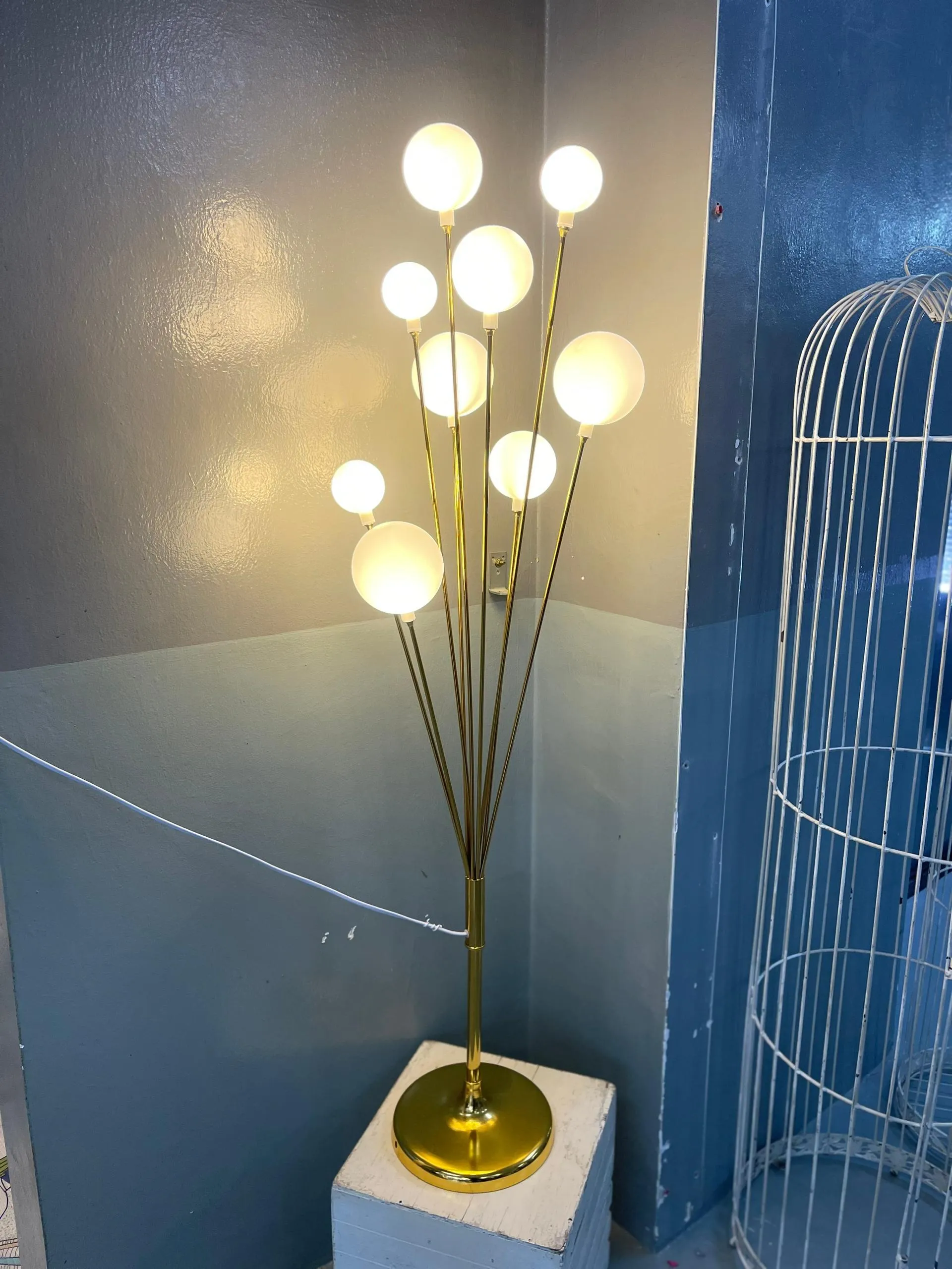  LED Round Light Stand 