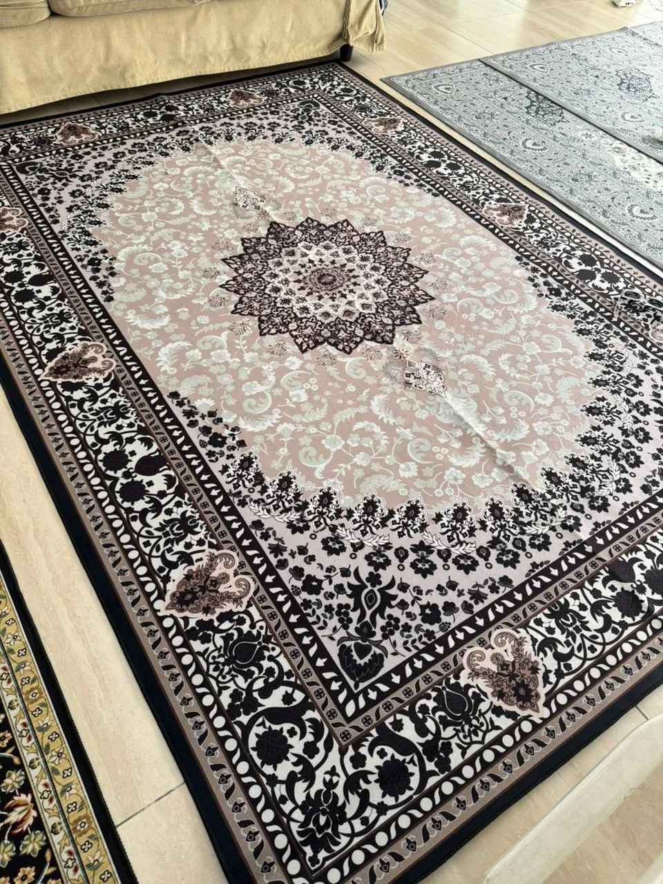 Carpet Black Pink Maroon  3XL 