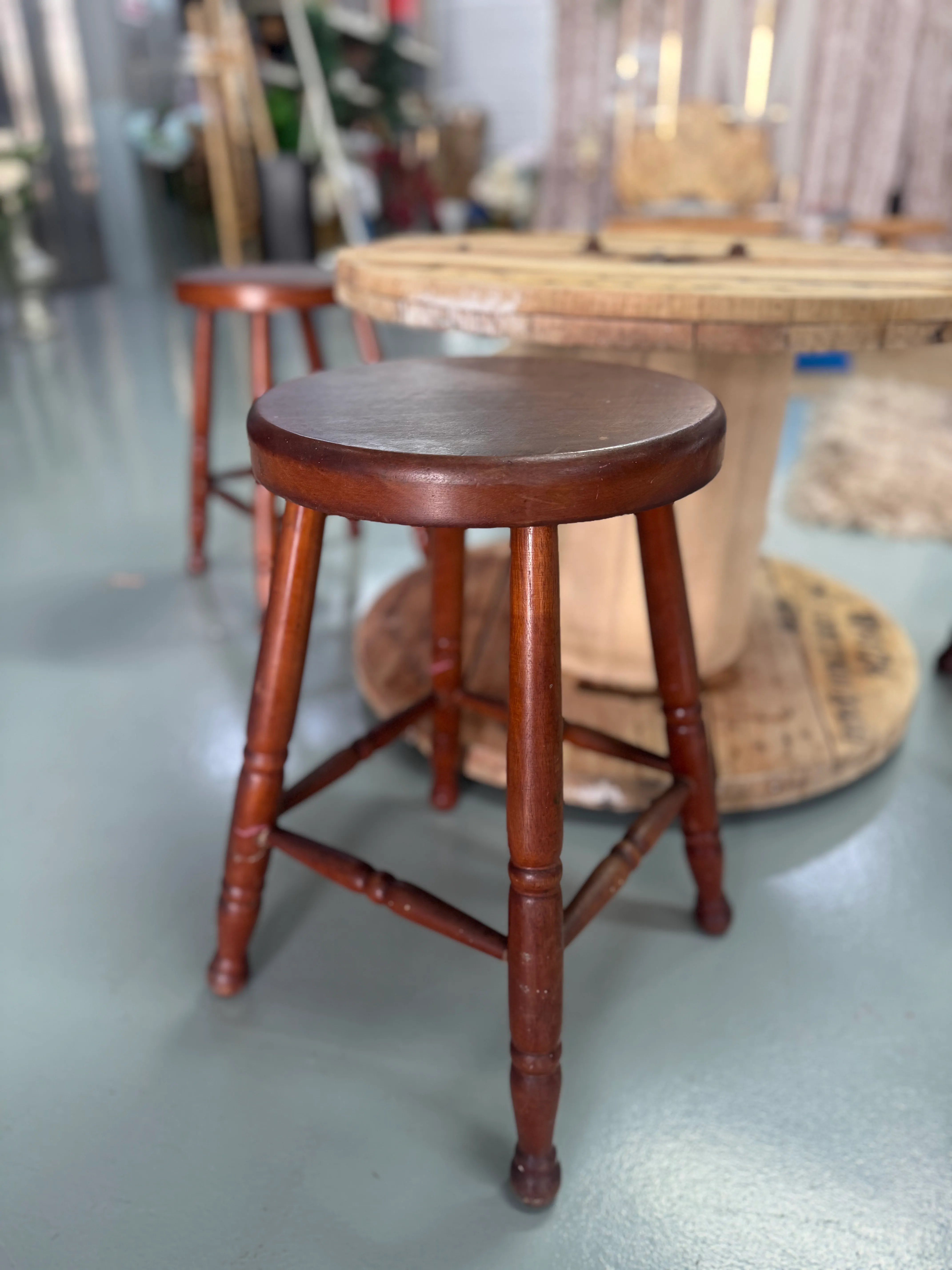 Kayu Stool 