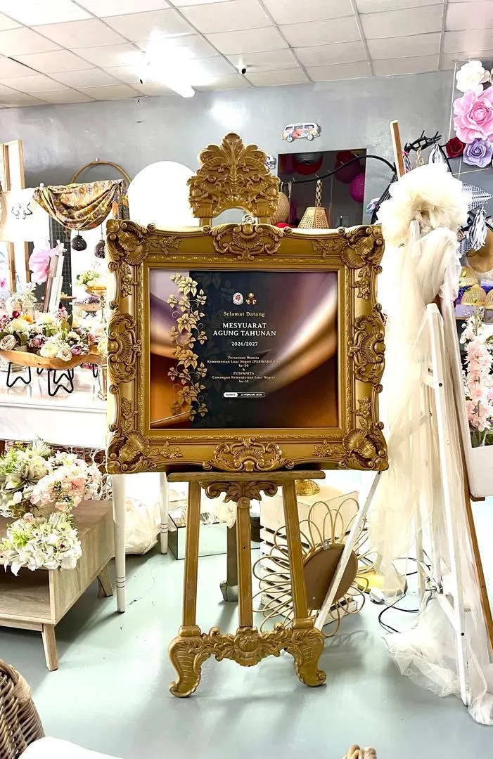 (SM) Palace Easel ABS (Gold)