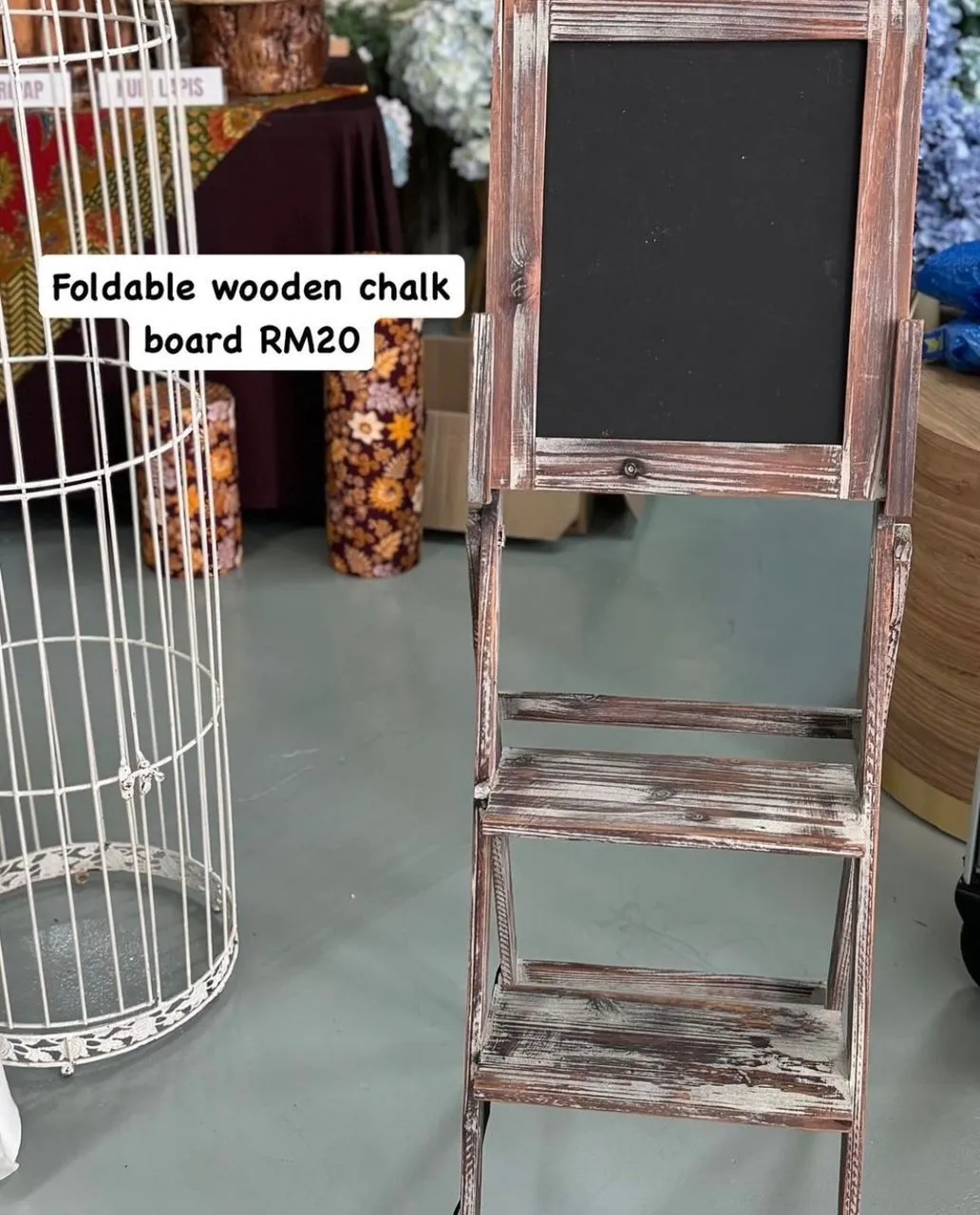 Fordable Wooden Chalk