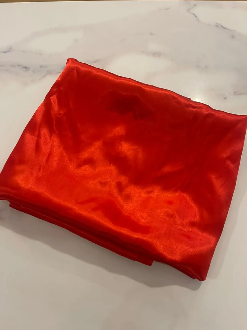 Red Cloth - 6mtr(h) x 0.7mtr(w)