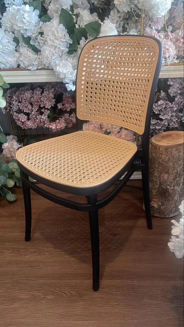 ☺Classic Rattan Chair 