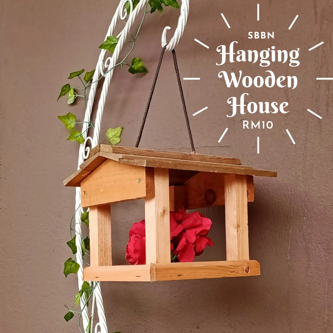 (CYB) Hanging Wooden House