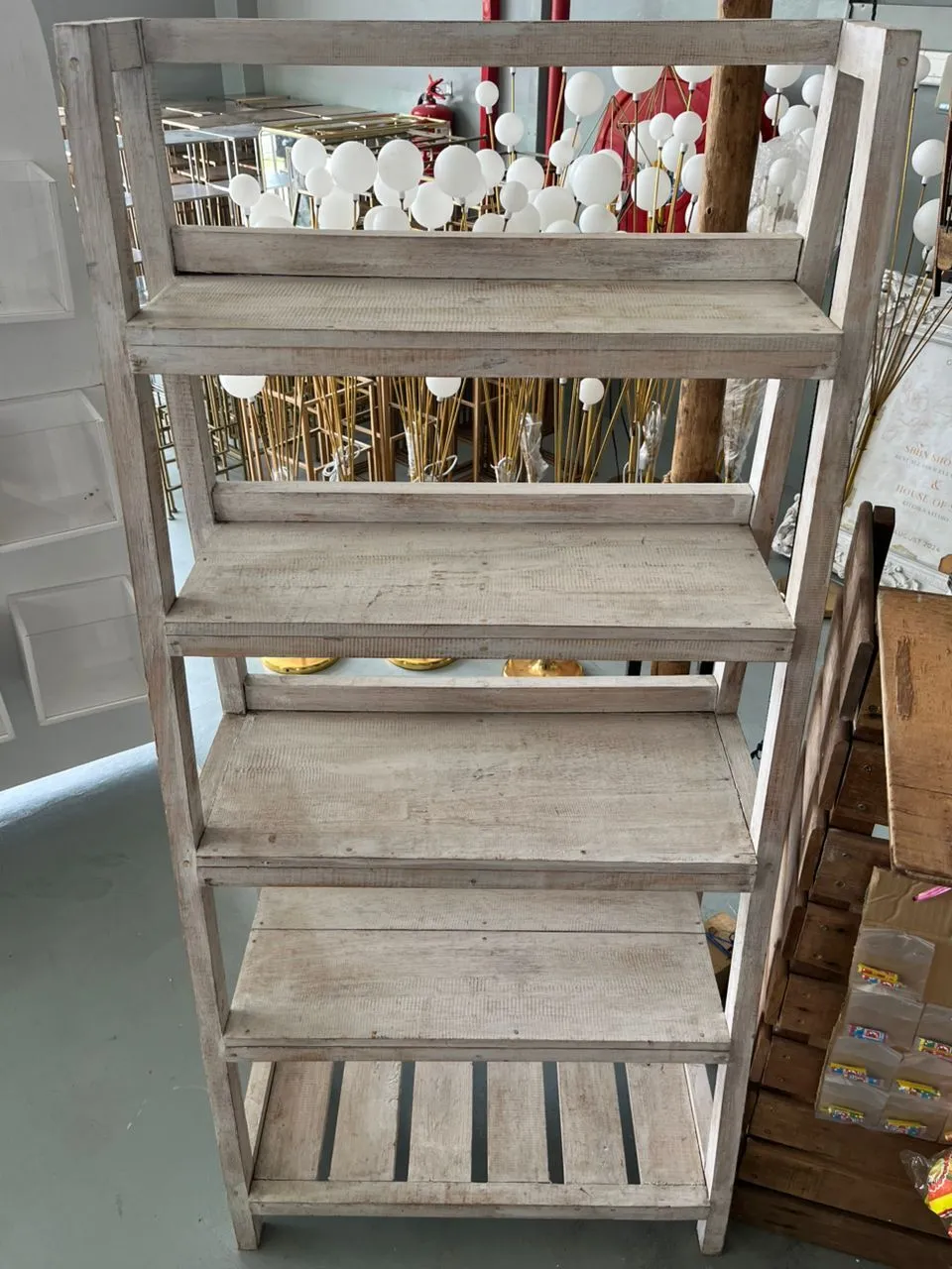 (SM) 5 Tier White Wooden Display Stand 