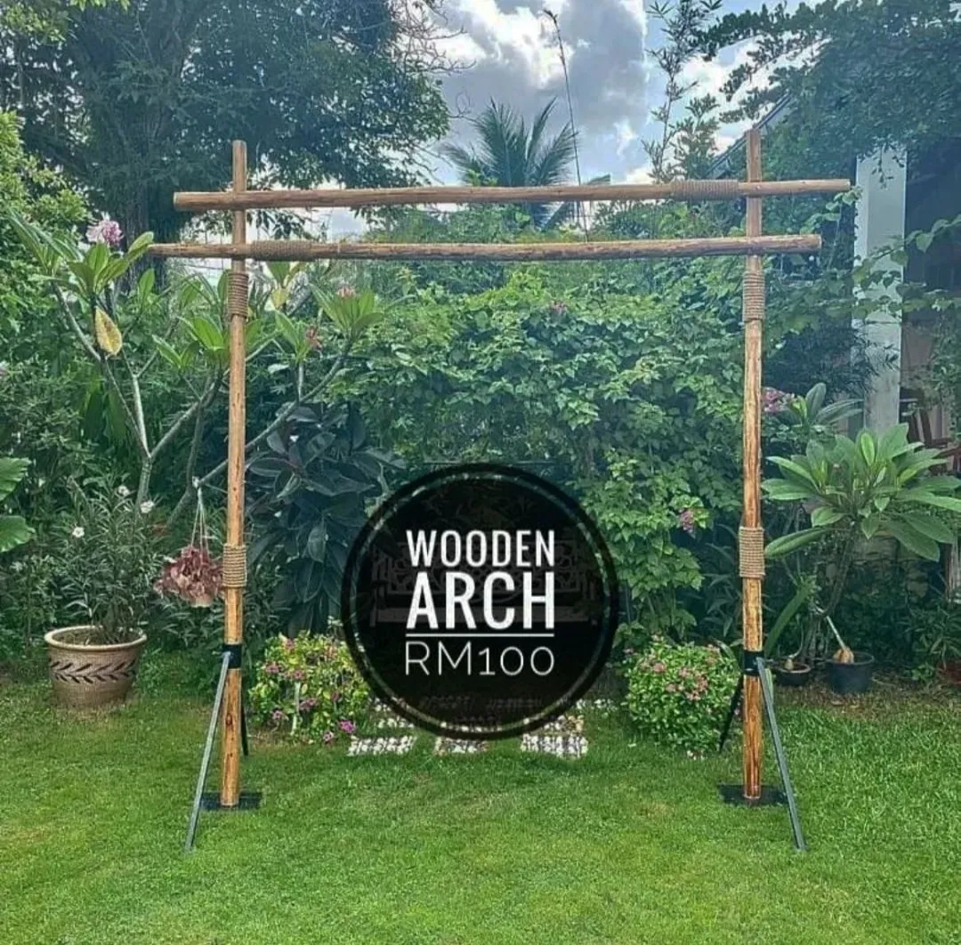 (CYB) Wooden Arch