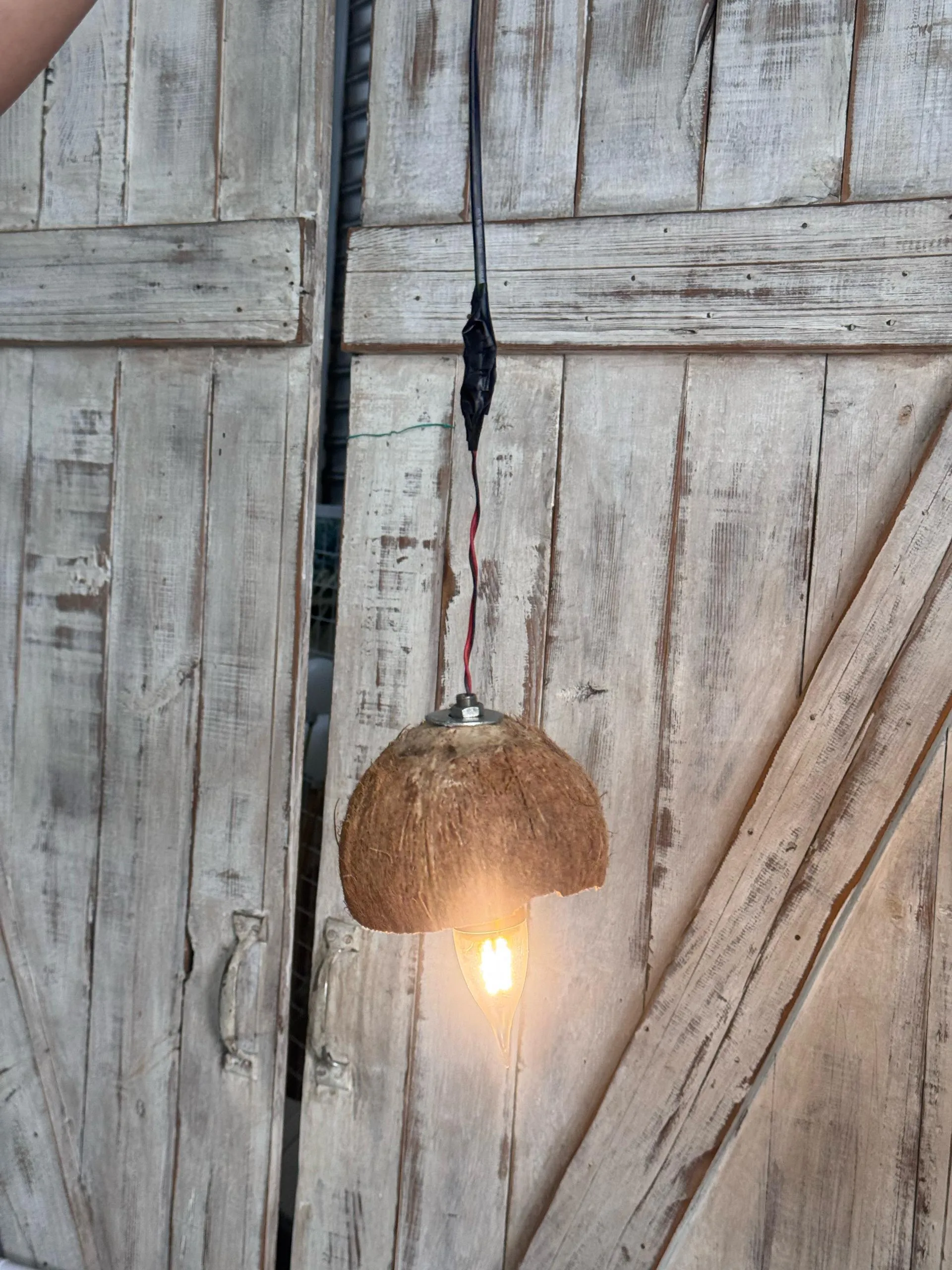 Lampu Tempurung kelapa