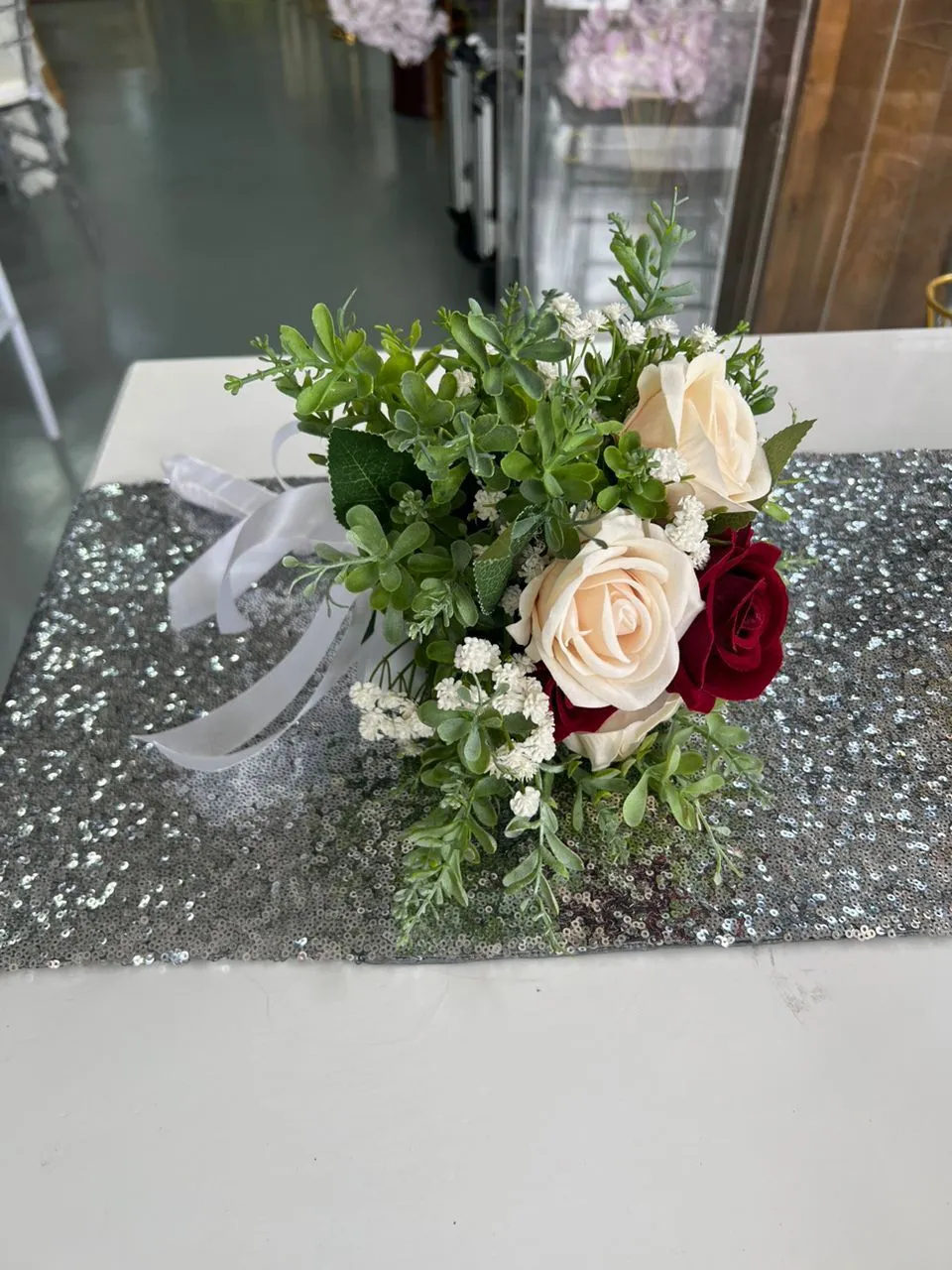 Handbouquet SBBN5 (Rose Red&Beige)