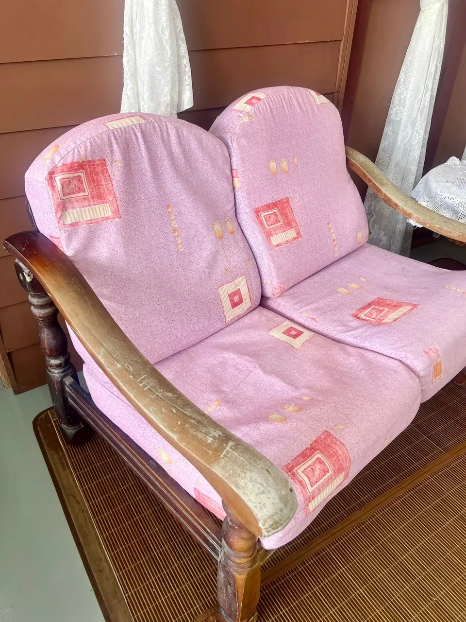 Sofa Kayu Lama (Set 2 + 1)