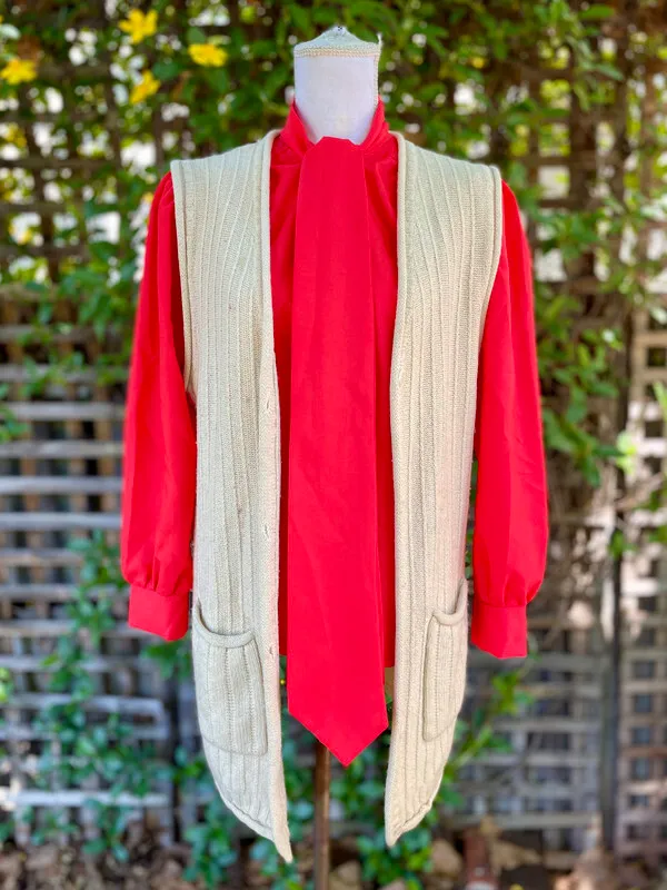 White Long Knitted Vest with Pockets