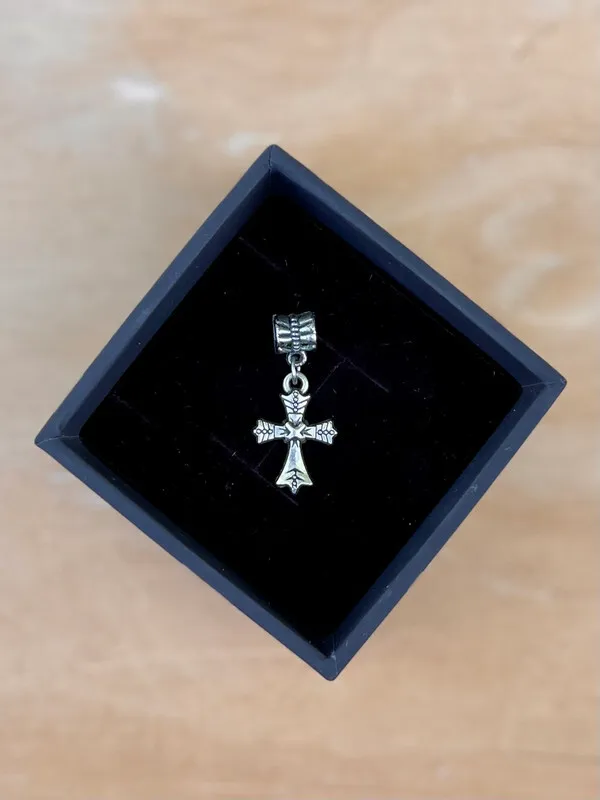 Silver Cross Pendant 1