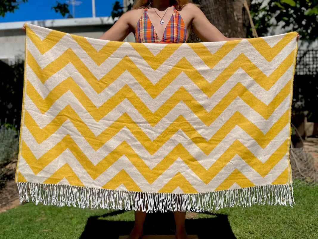 Fringed Zig-Zag Blanket 2