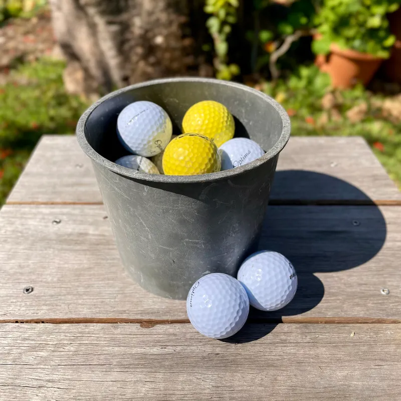 Golf Balls (Assorted Colors)