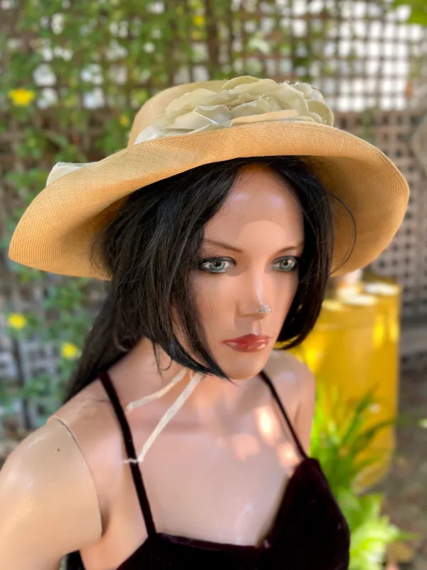 Wide-Brim Straw Sun Hat