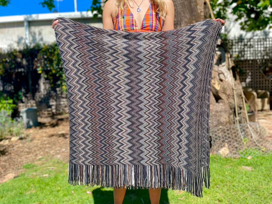 Fringed Zig-Zag Blanket 1