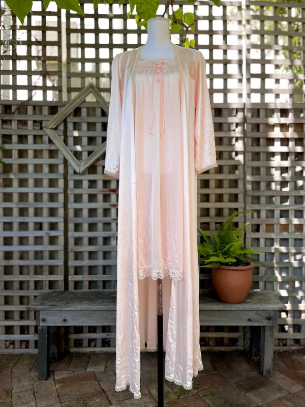 Pink 3/4 Sleeve Robe with Lace Details