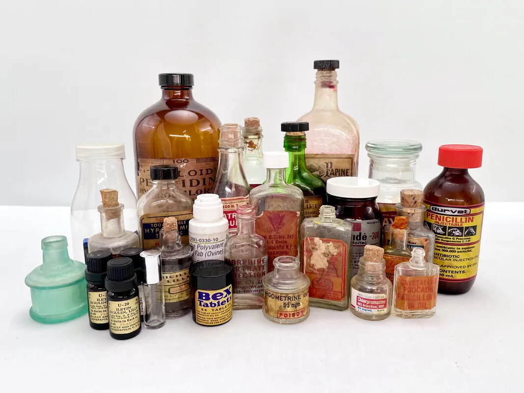 Assorted Vintage Medicines (Set A)