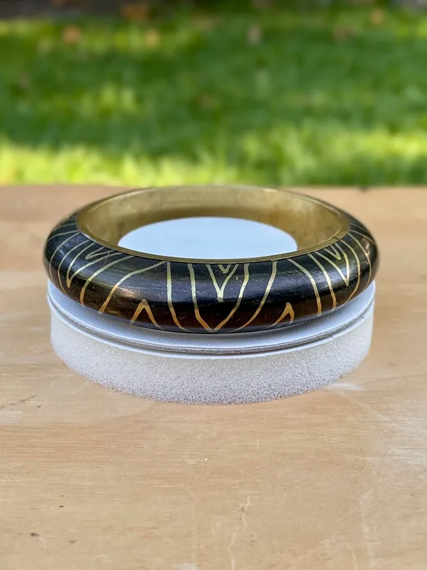 Patterned Black Metal Bangle