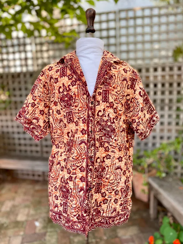 Short-Sleeved Brown Batik Print Shirt