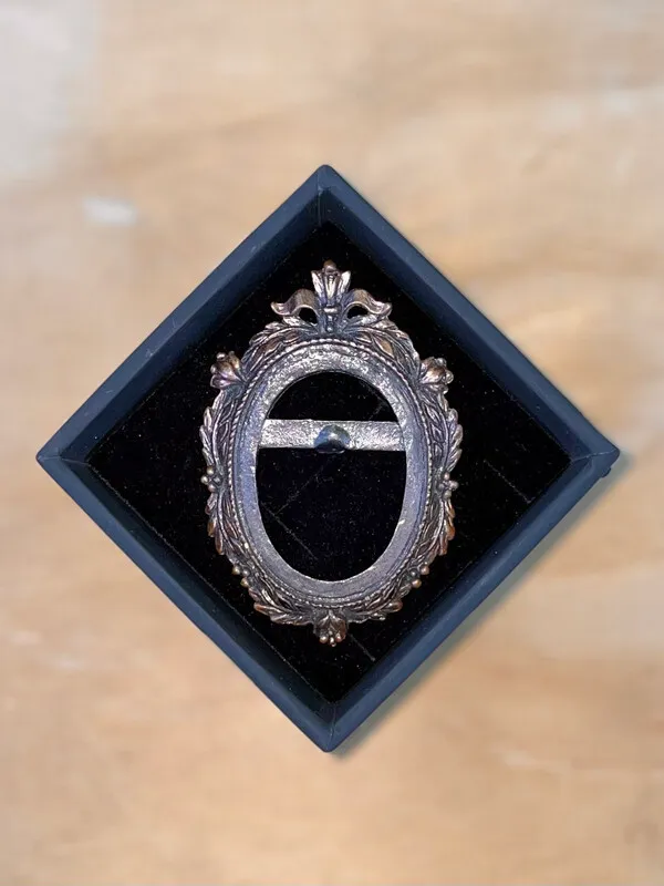 Bronze Brooch for Cameo or Portrait Pin