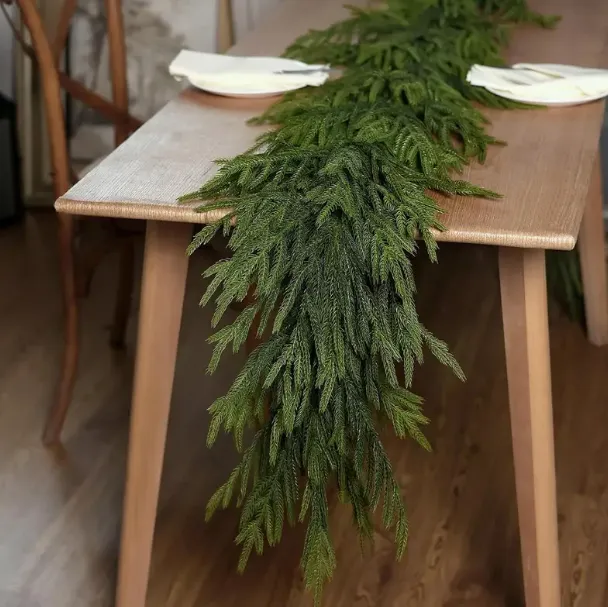 DECOR - Norfolk Pine Garland (106in) 