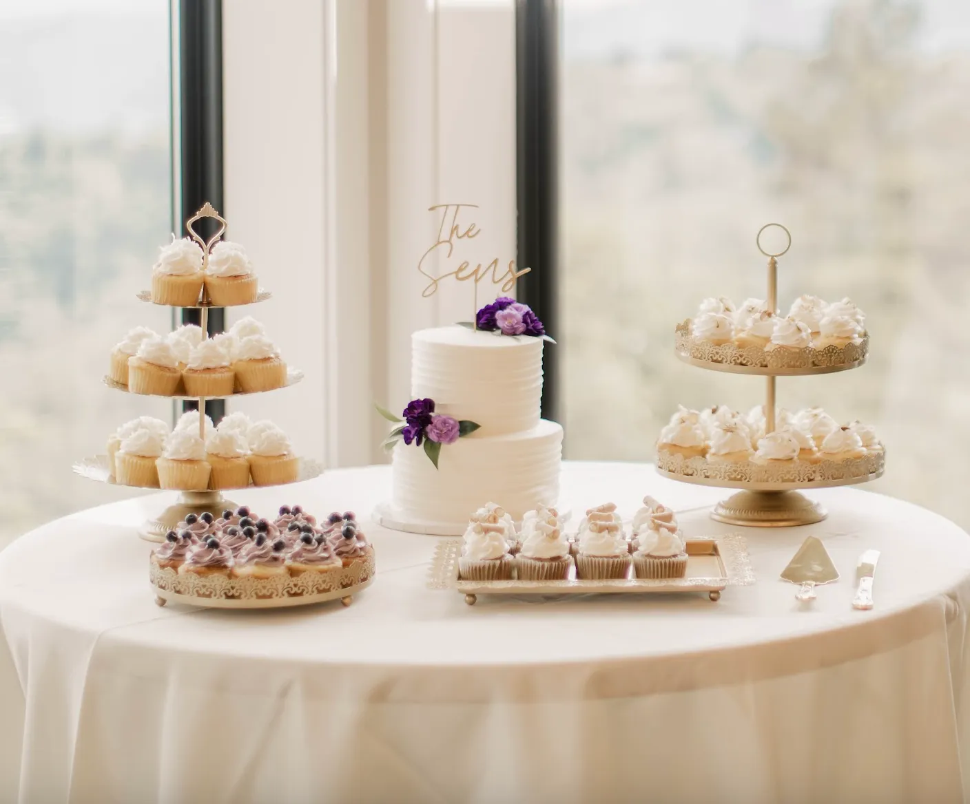 Gold Dessert Display Set: Option 1