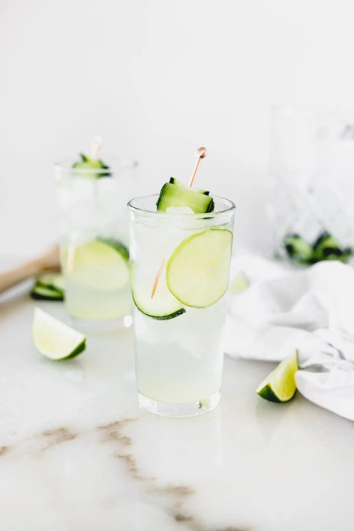 Cocktail Linen (136in)