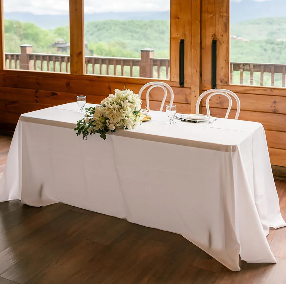 6FT Table Linen (90" x 132") 