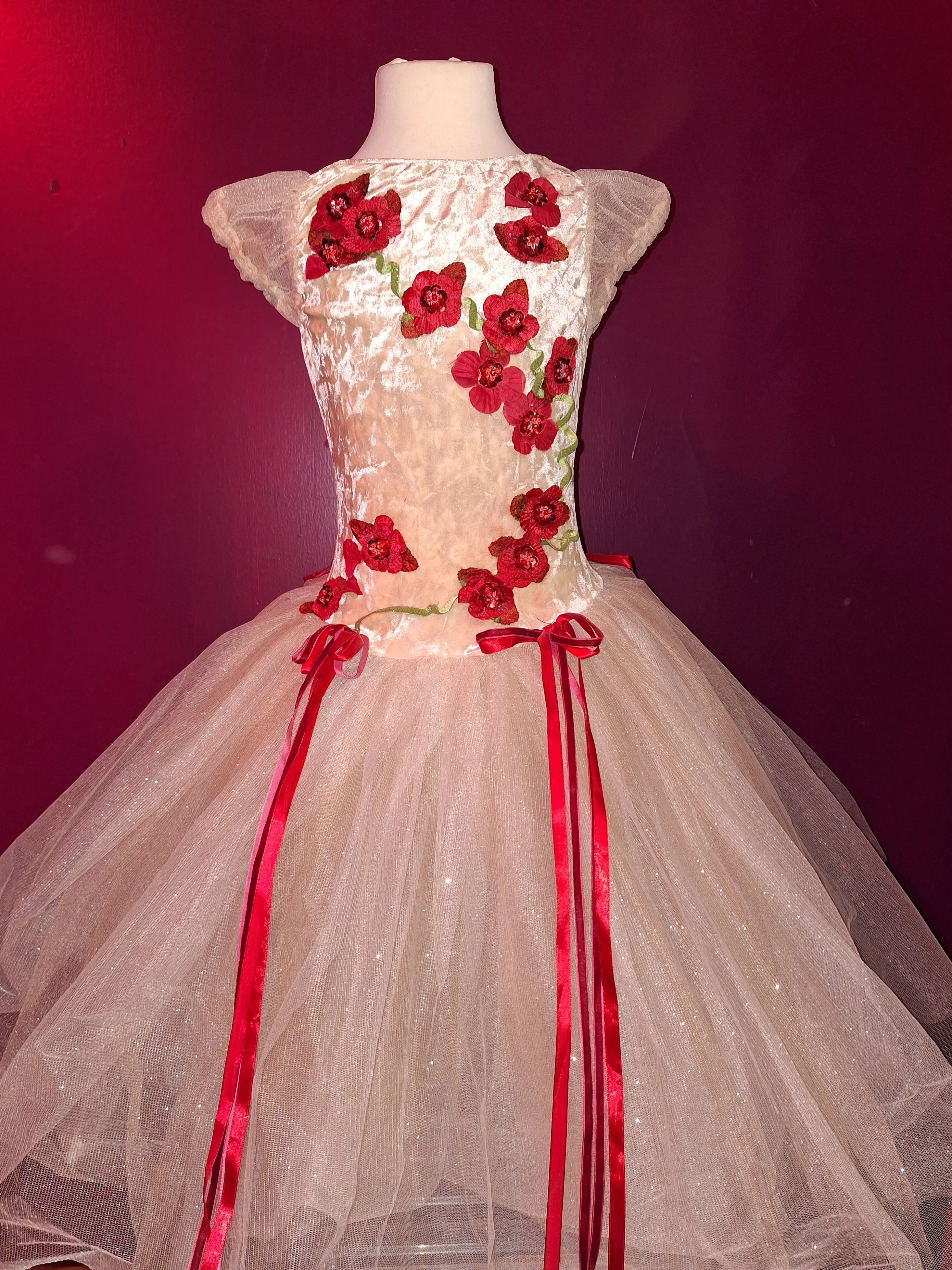 T207 - Ivory Tutu With Red Flower Detail Child Sizes