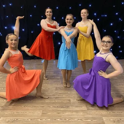 M156 - Coloured 50's Style Dresses