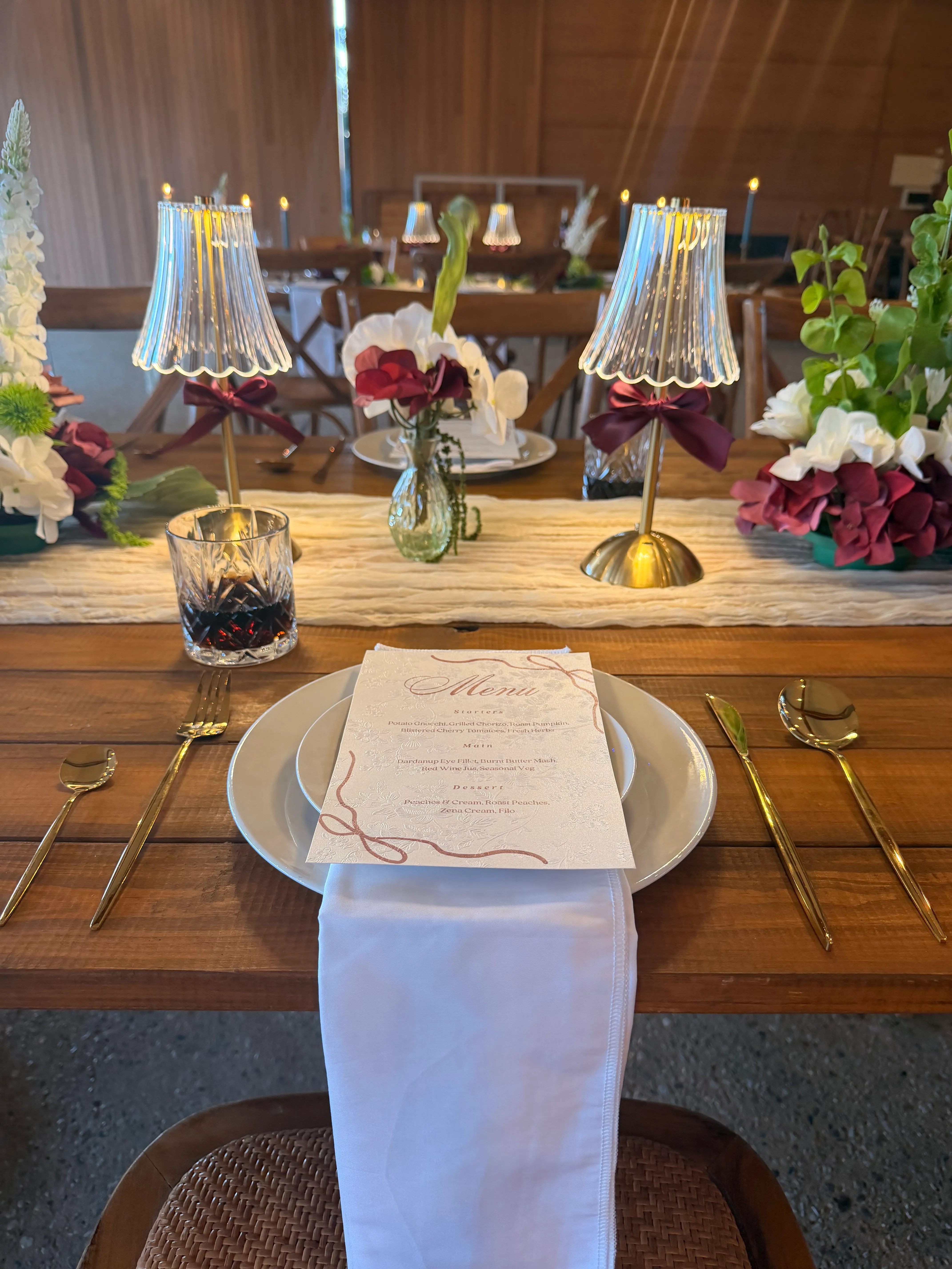 Crockery & Cutlery 