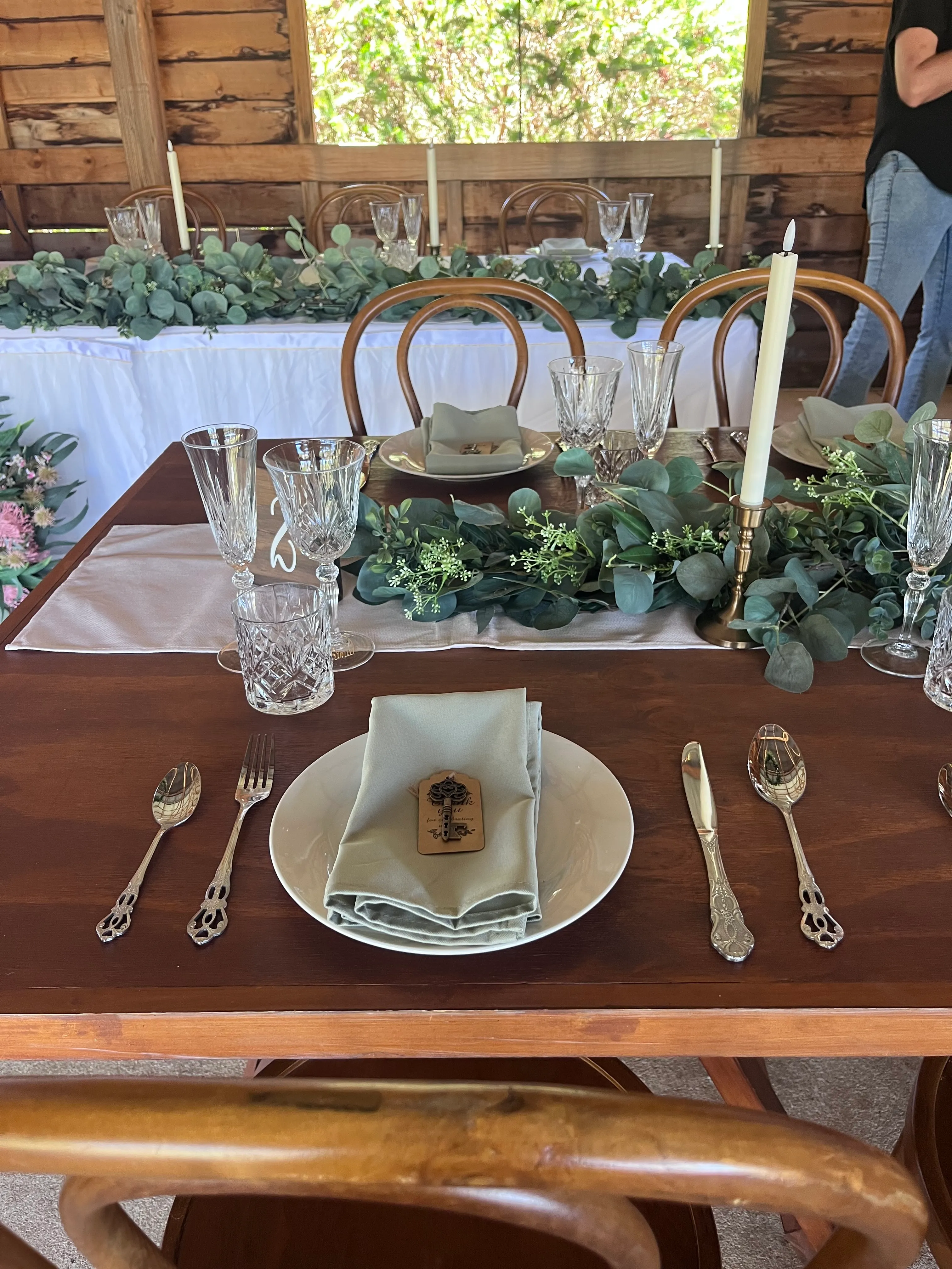 Sit down crockery bundle 