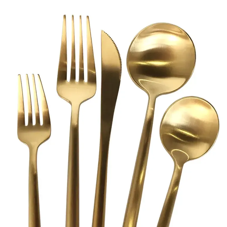 The Iris Flatware: Gold 5 Pieces Set