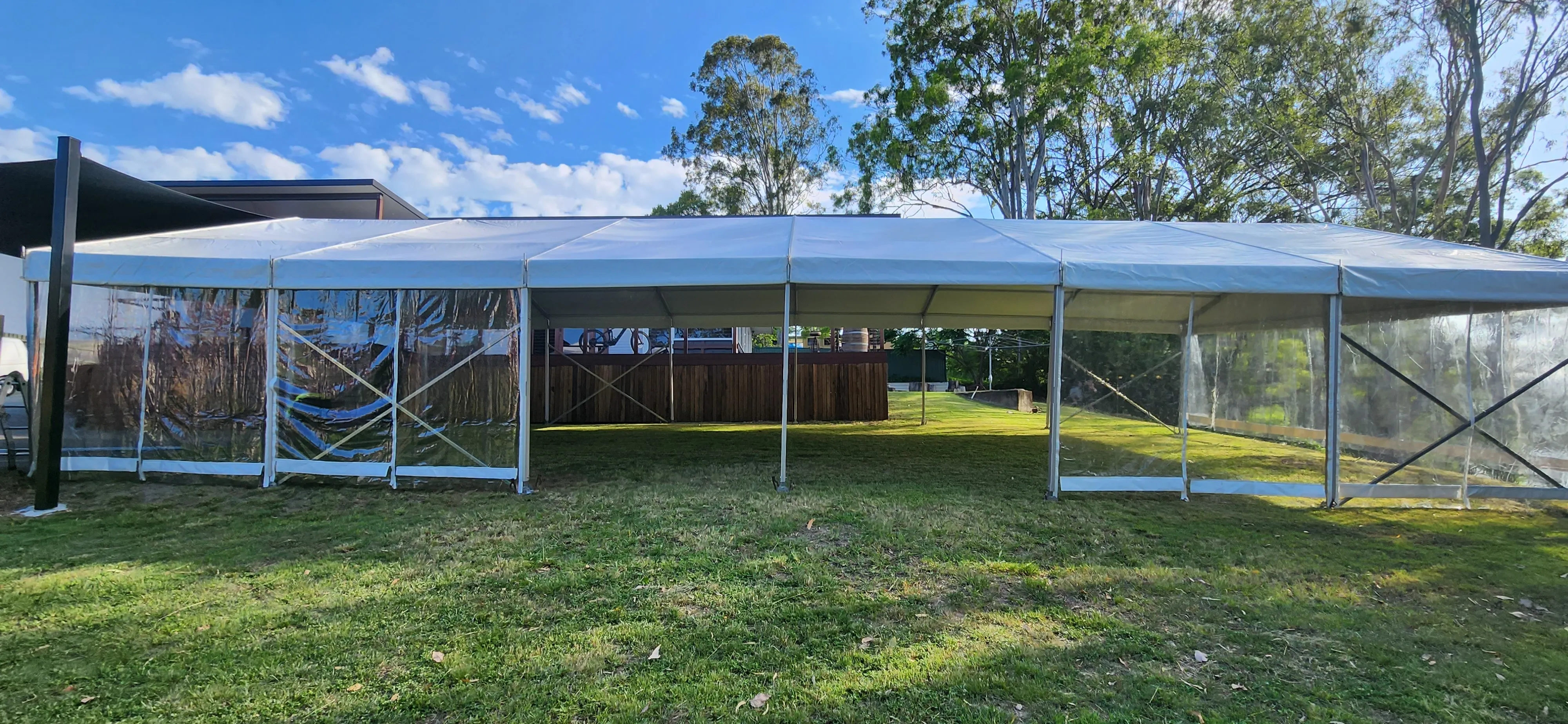 Marquee - Clear Walls (Structure)