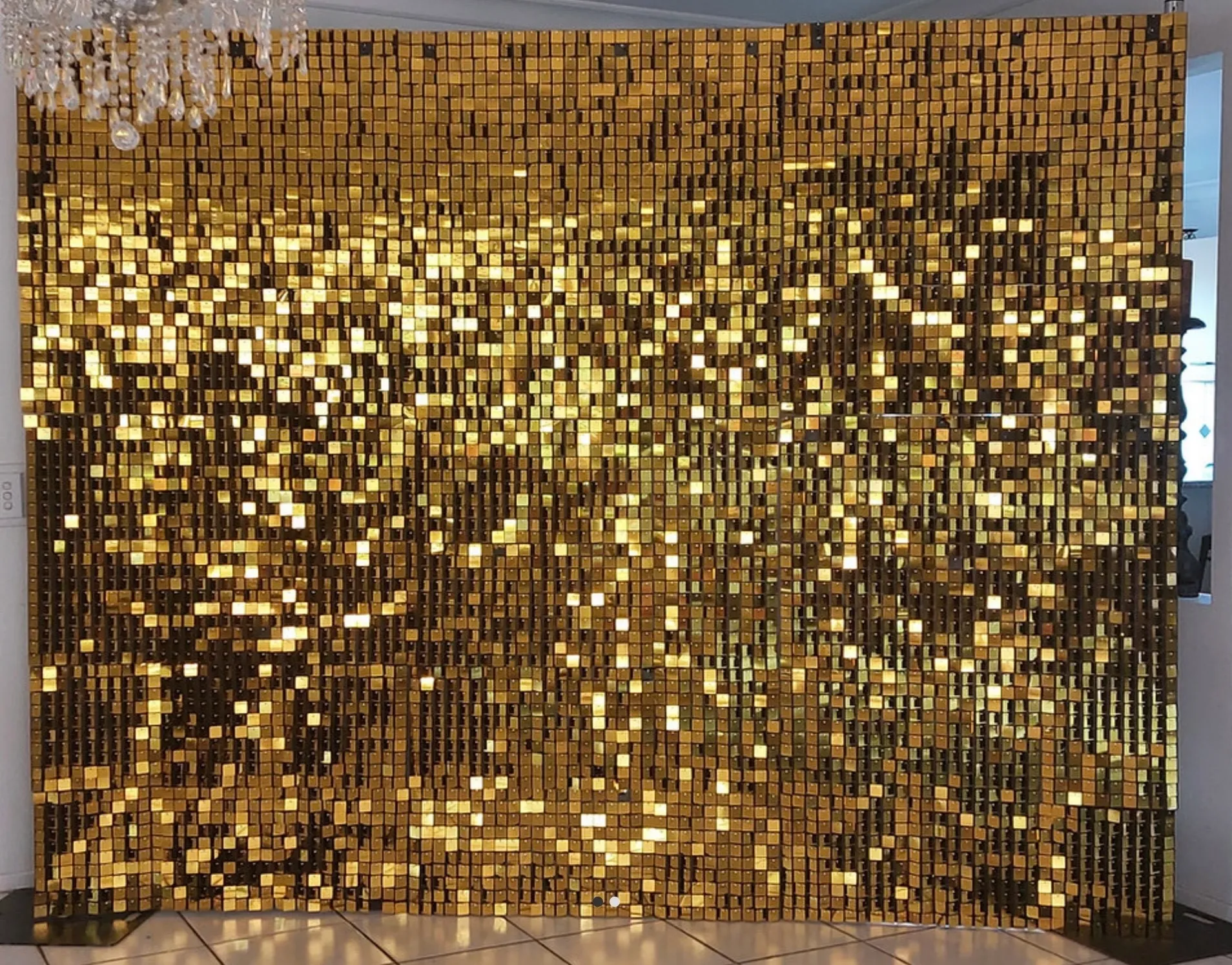 Backdrop - Gold Shimmer Tile Wall 2x2 meter