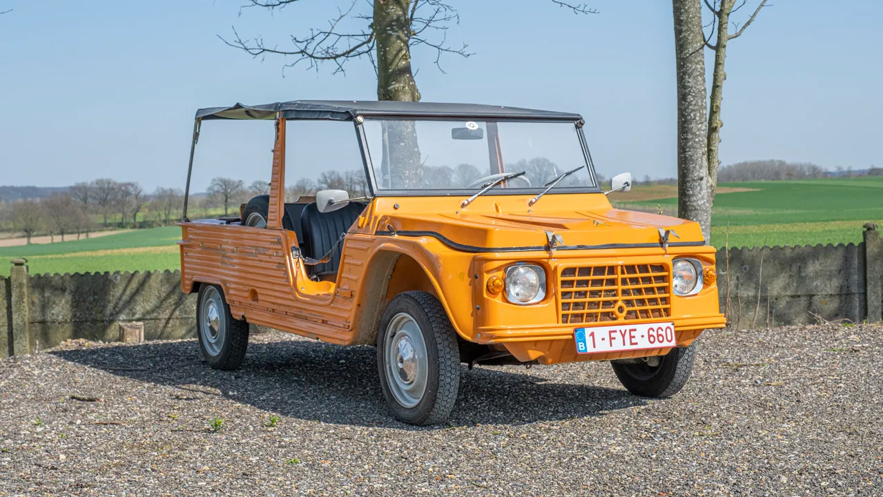 Citroën Mehari (vertrek in Holsbeek)