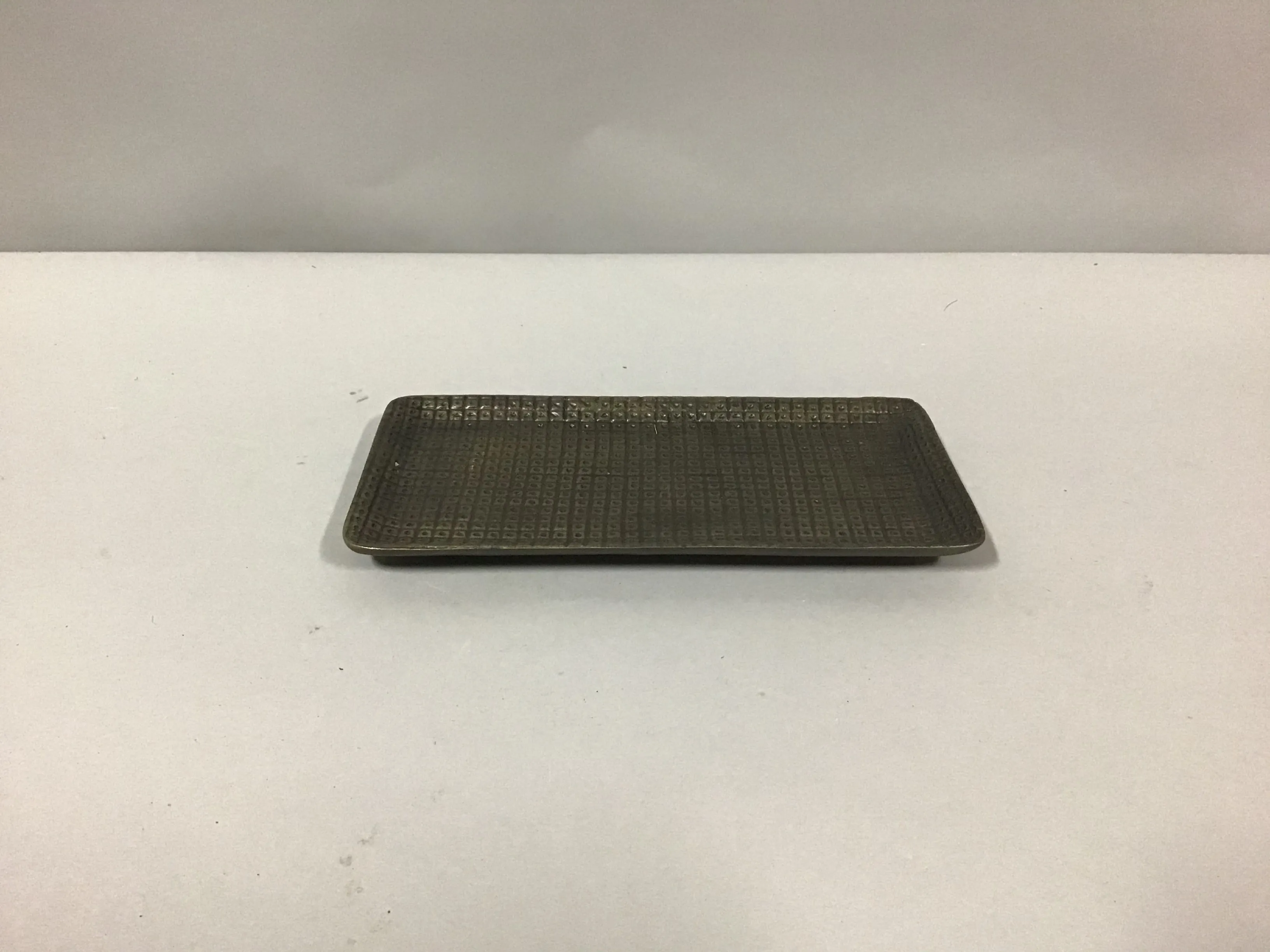 decorative tip tray metal  10x5"
