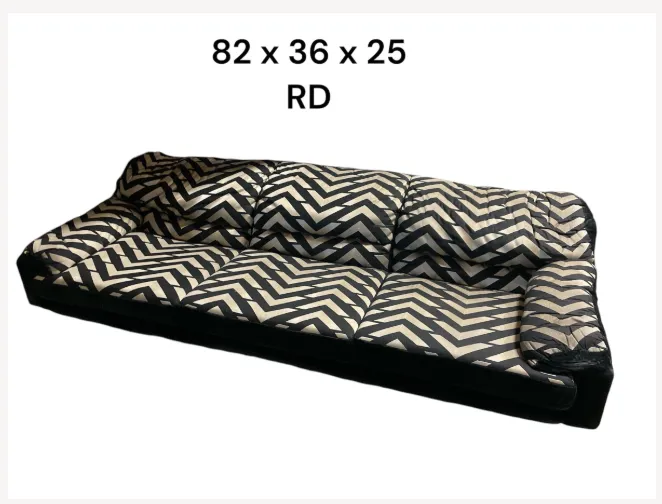 sofa 80s black and beige herringbone 82"L x36 x25"