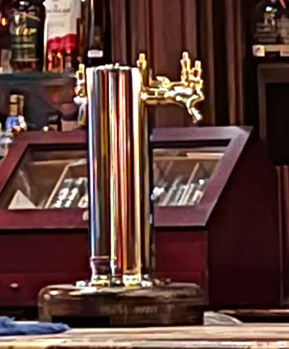 Brass 4 tap beer tower (pulls separate)