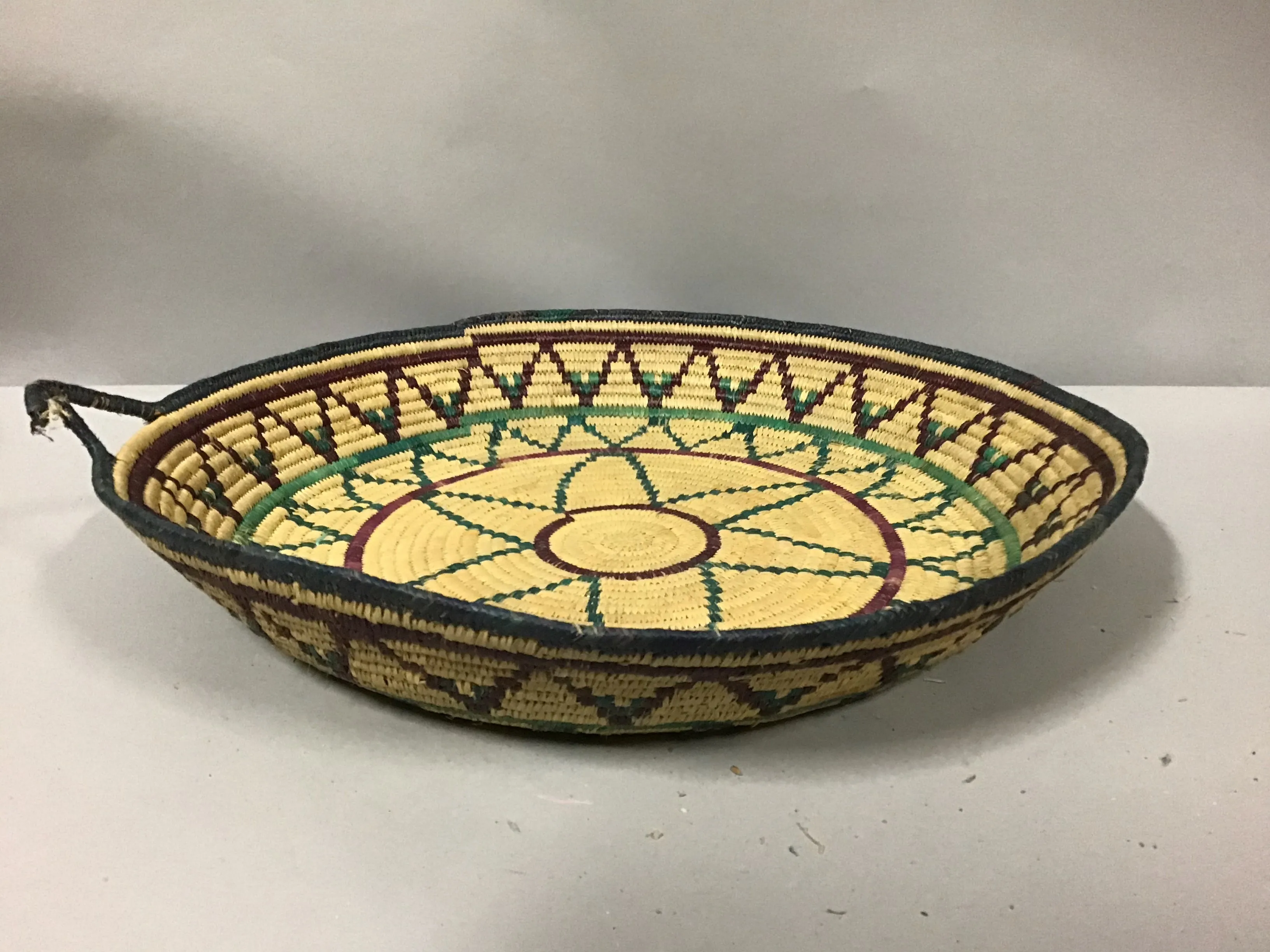 woven basket design african 