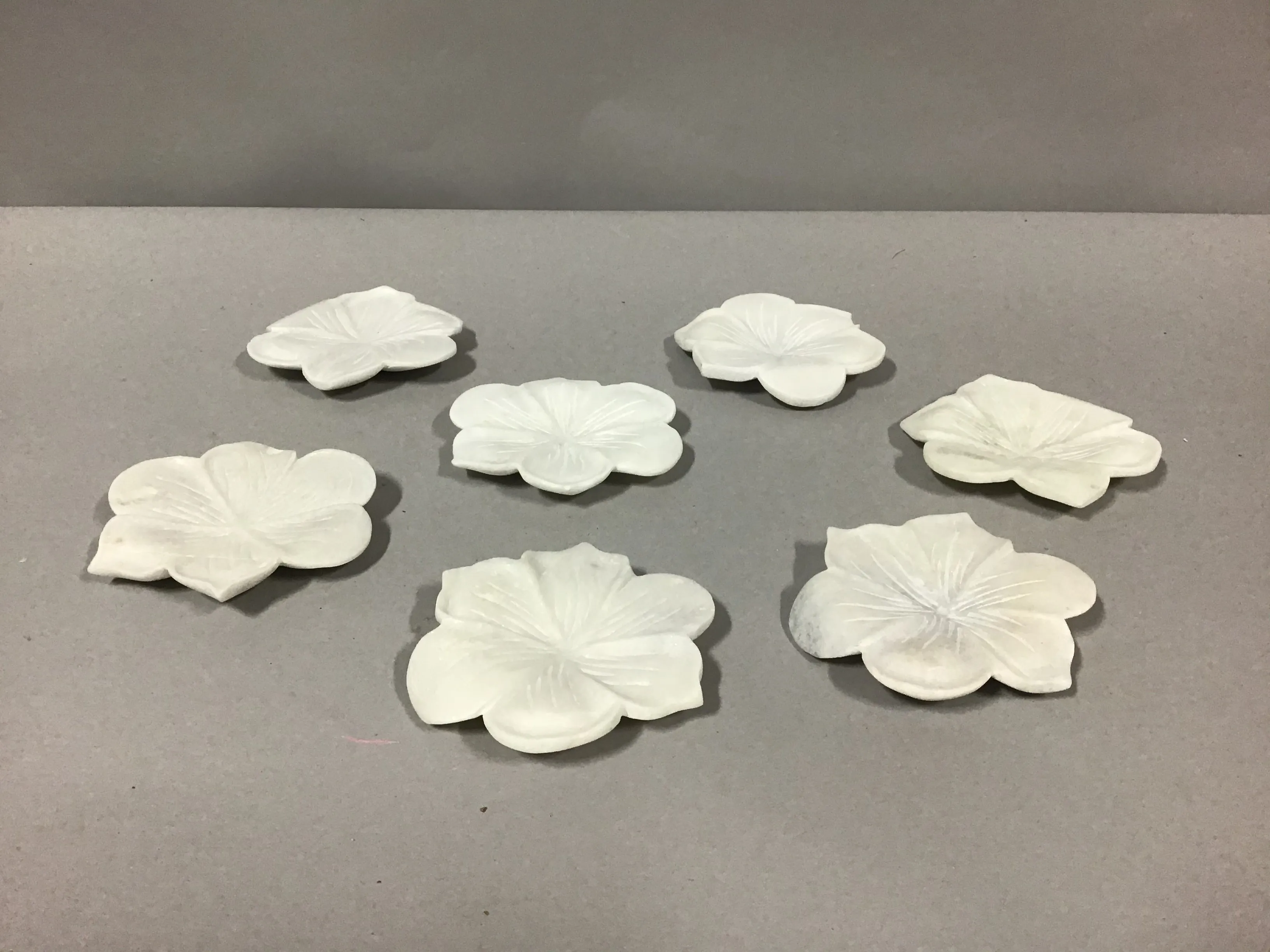 carved marble flowers 6x 5"dia