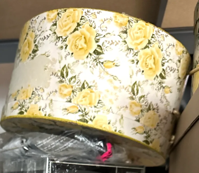vintage hat box yellow roses  7"x13w"
