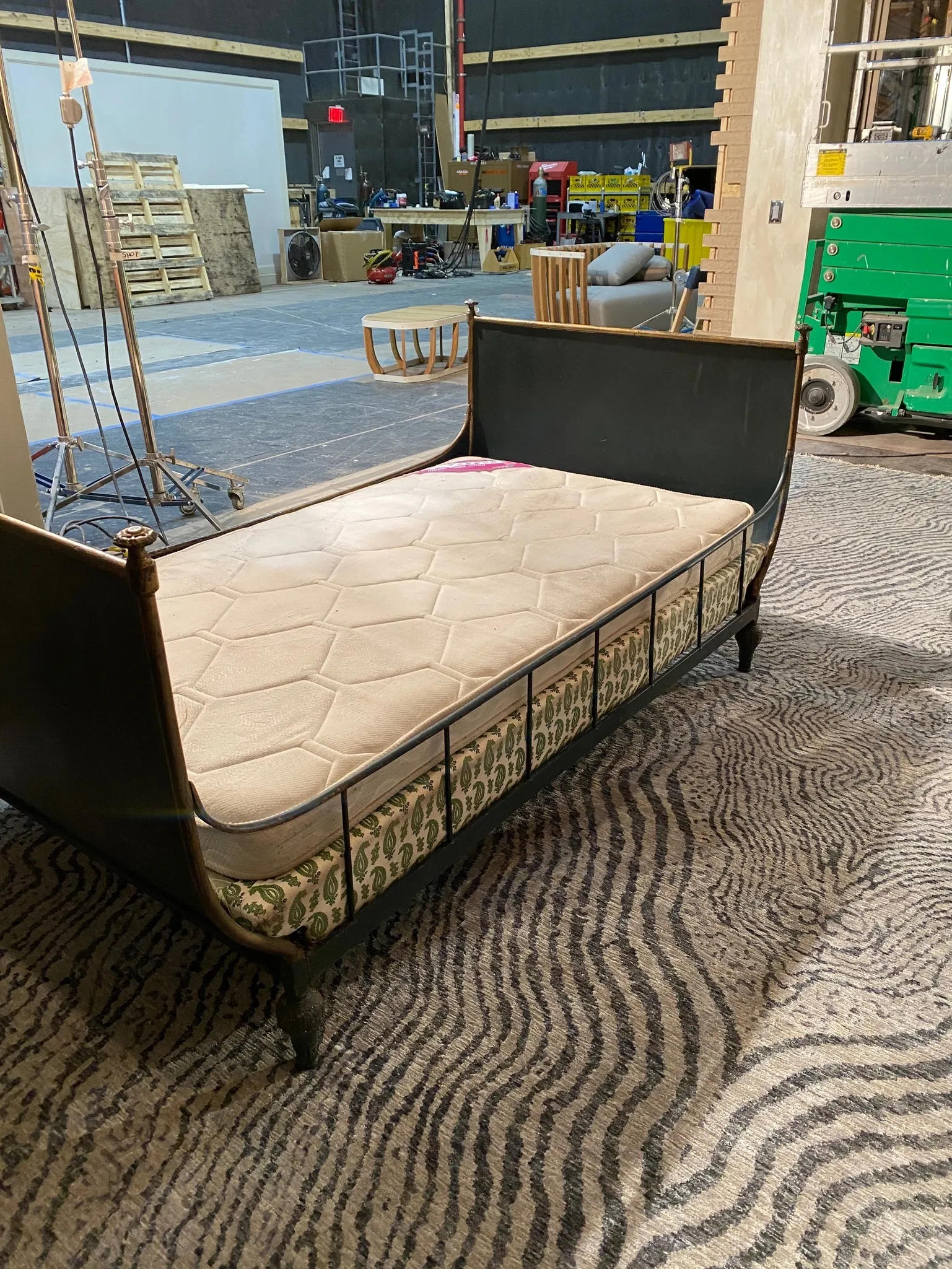 vintage french sleigh daybed metal