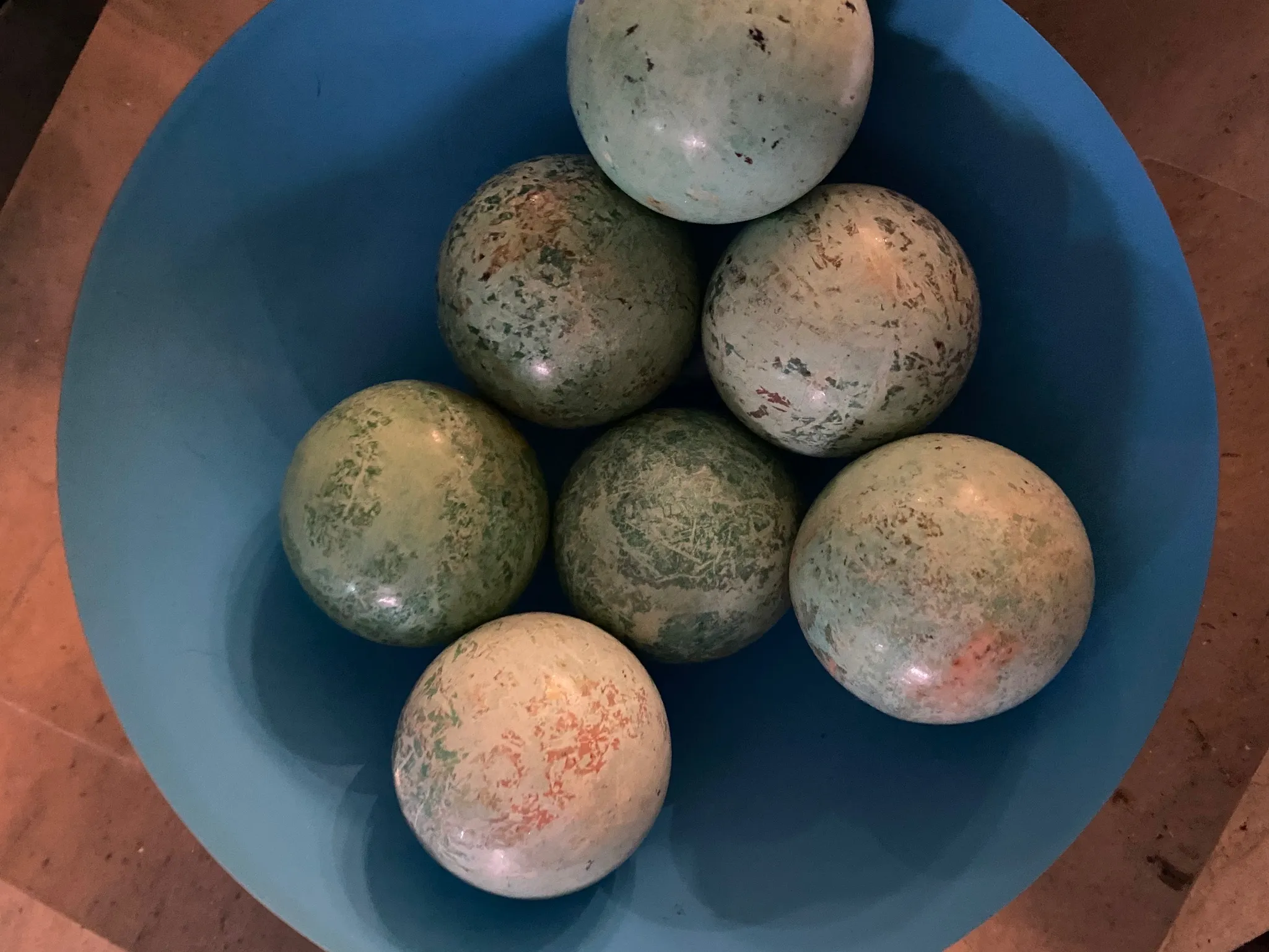 turquoise spheres