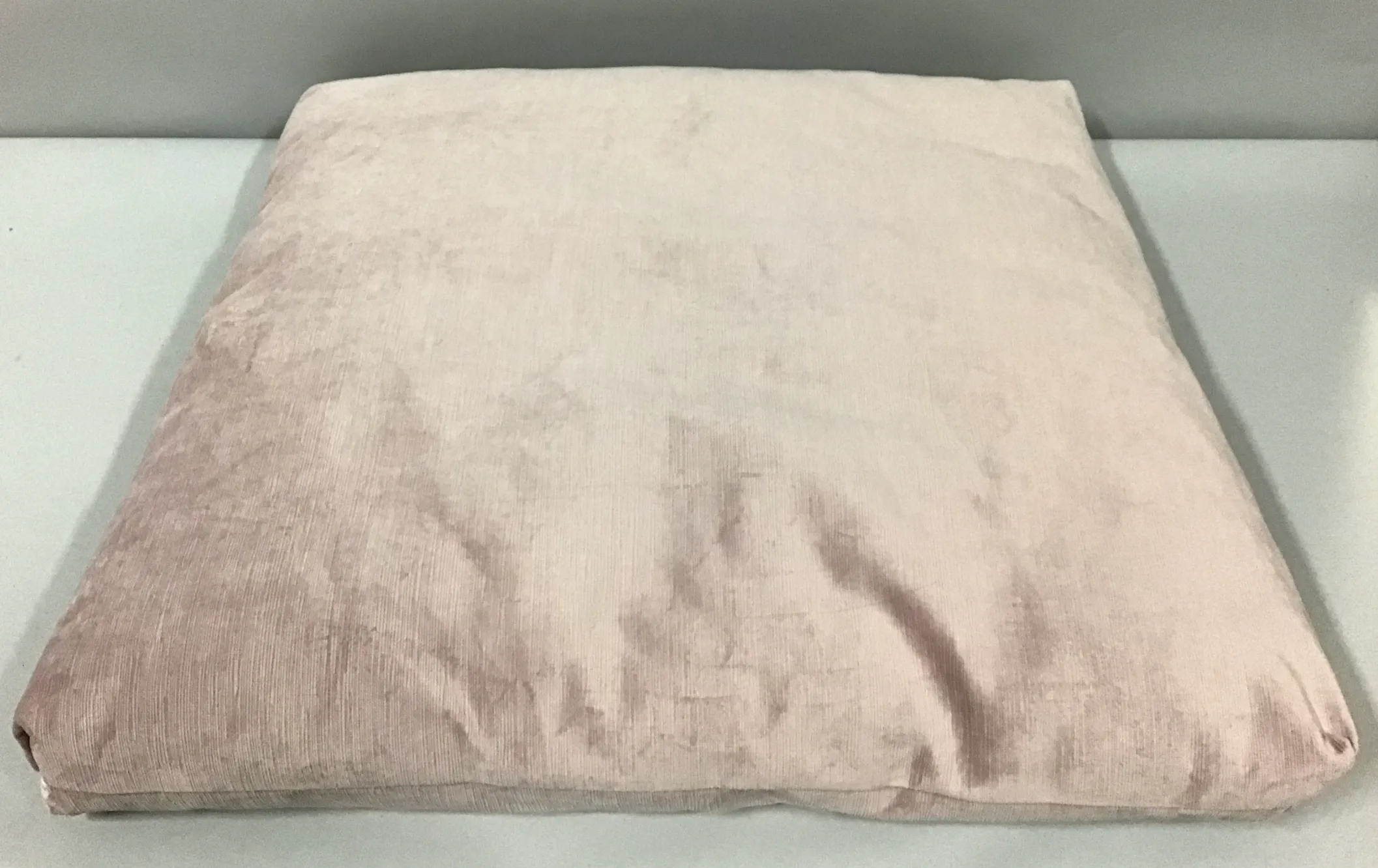 velvet square pillow 