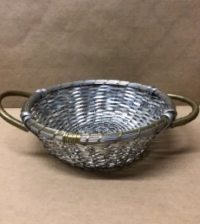 aluminum fruit basket with side handles  10"dia 3"h