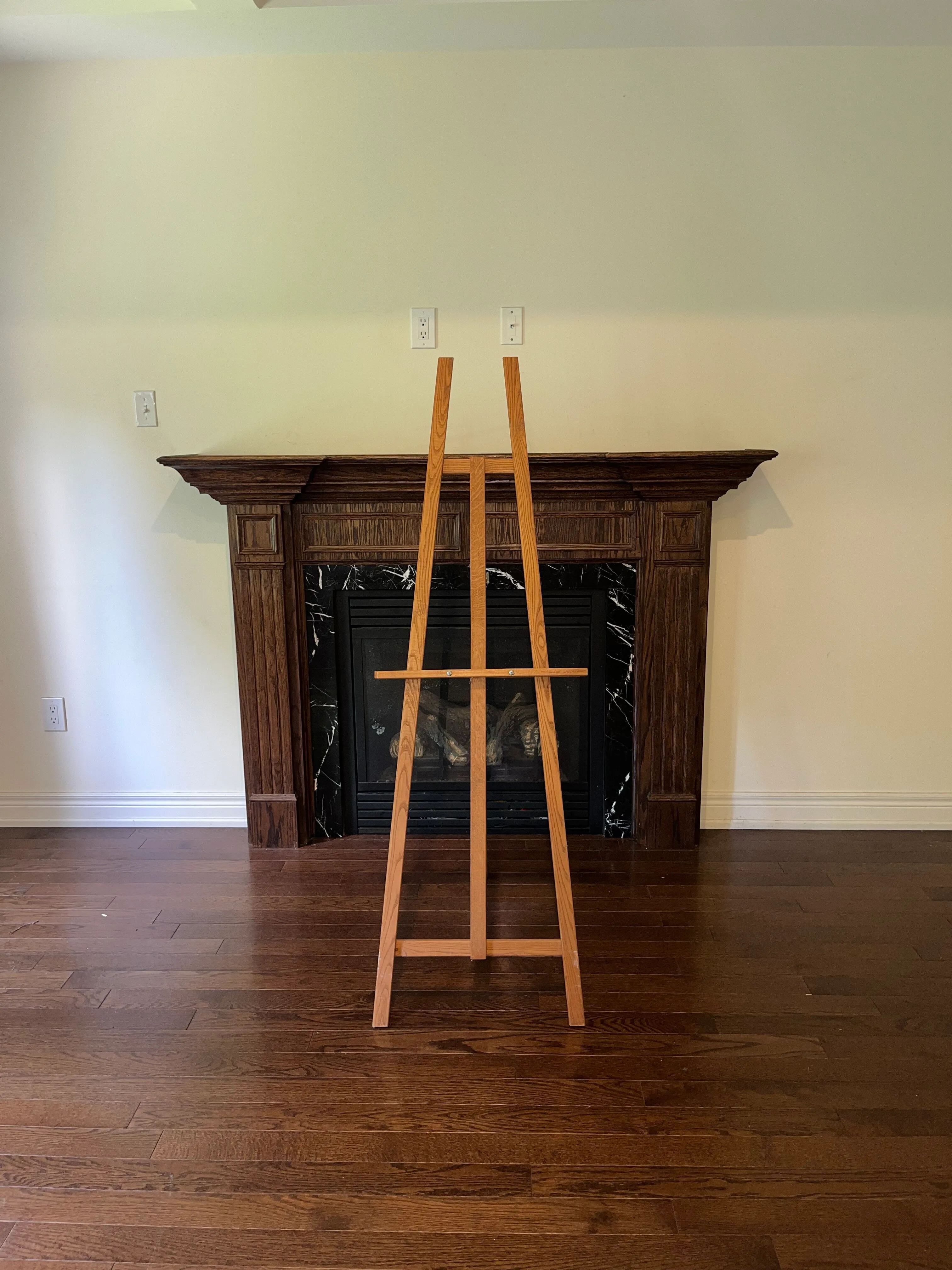 Wooden Easel 