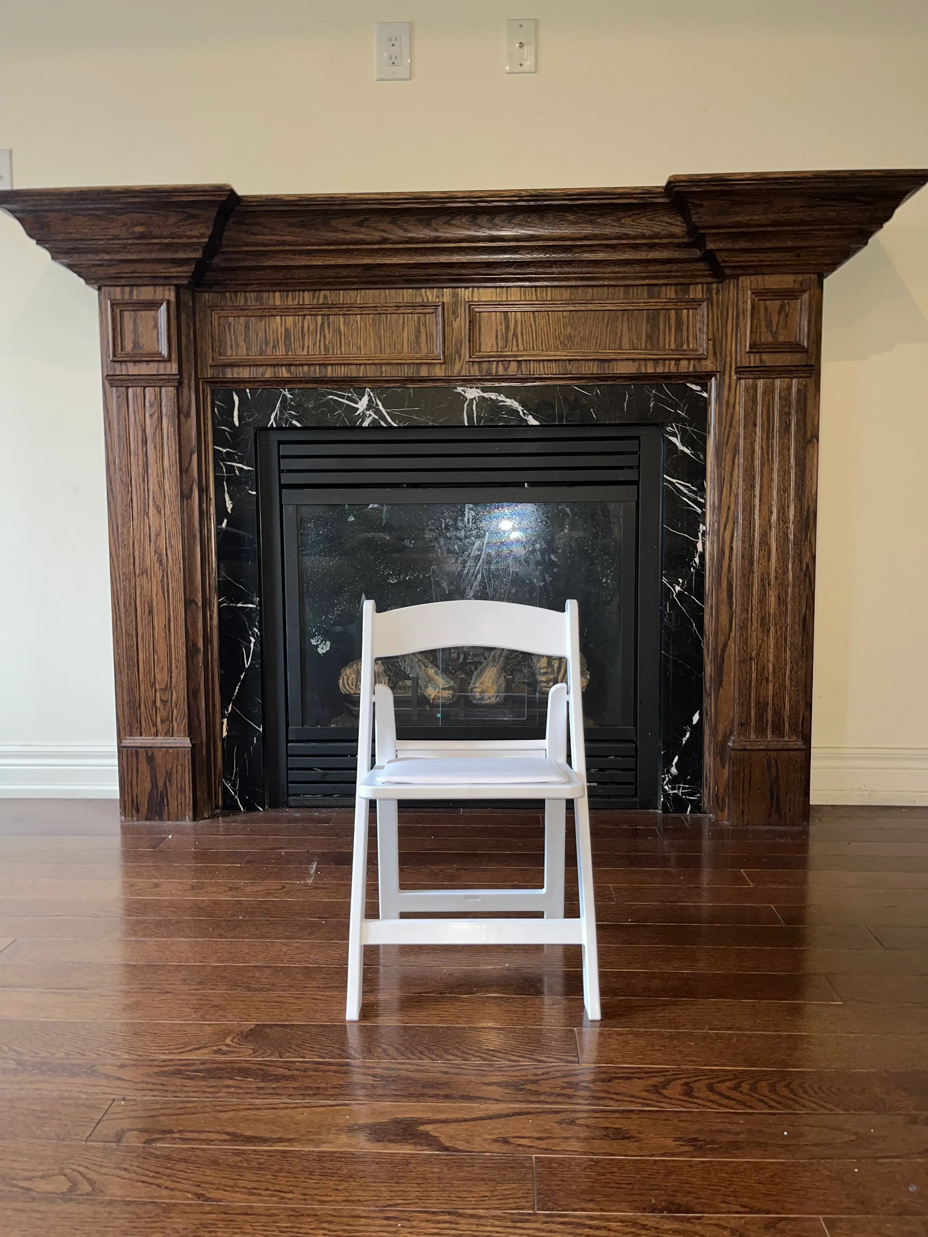 Kids White Resin Chairs 