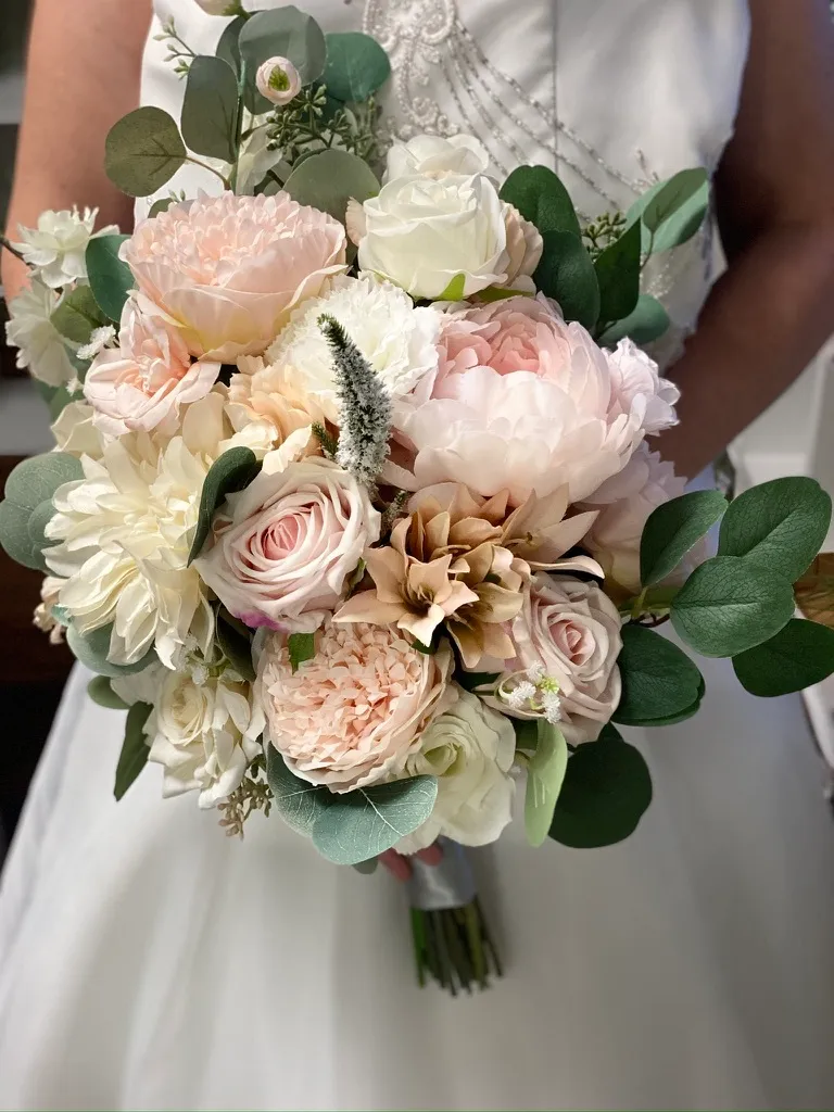 Artificial Bouquets, Boutonnieres, and Corsages